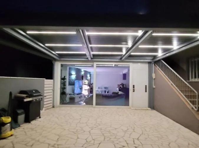 Liams Mansion * Koper